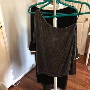 American Eagle off the shoulder top